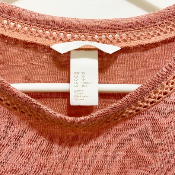 H&M Crew Neck Arm Embroidery Detail Coral XS - Picture 3 of 8